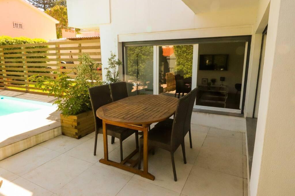Cascais Getaway With A Shared Pool Apartman Kültér fotó